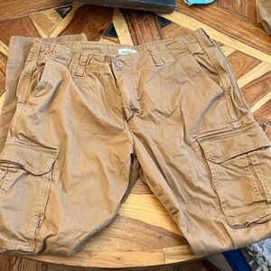 Brand New, Never Worn Men’s Goodfella Khaki Cargo pants Size 34x32